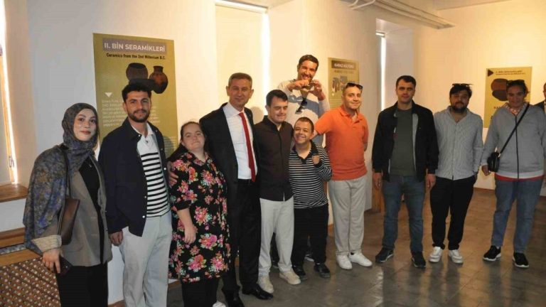 Özel bireylerden Muş Müzesi’ne ziyaret